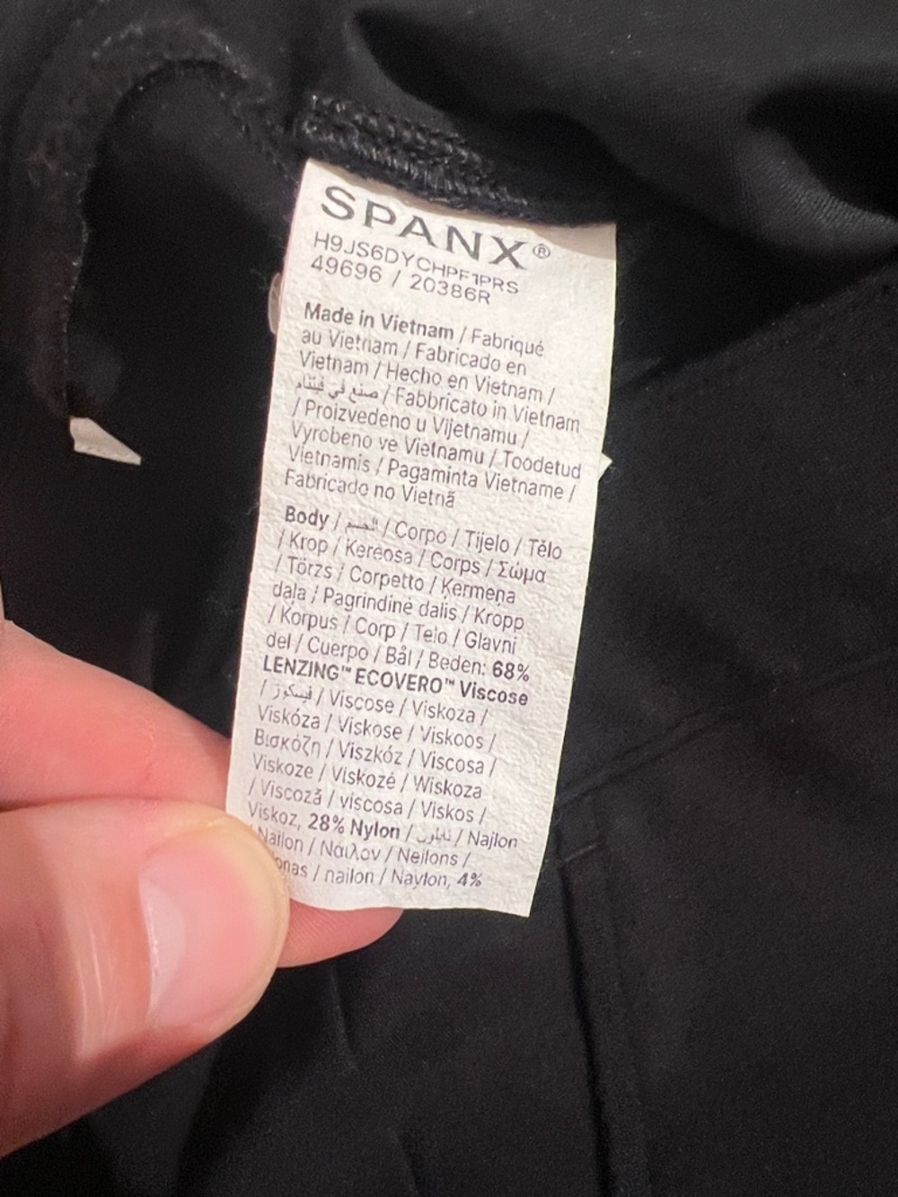 Spanx Perfect Pant Kick Flare Cropped in Black, Women’s size Large - Picture 9 of 15